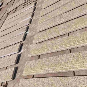 三明 黄金麻花岗岩光面楼梯踏步