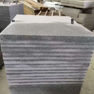 三明 芝麻白5公分火烧地铺成品，900*400，规格可定制