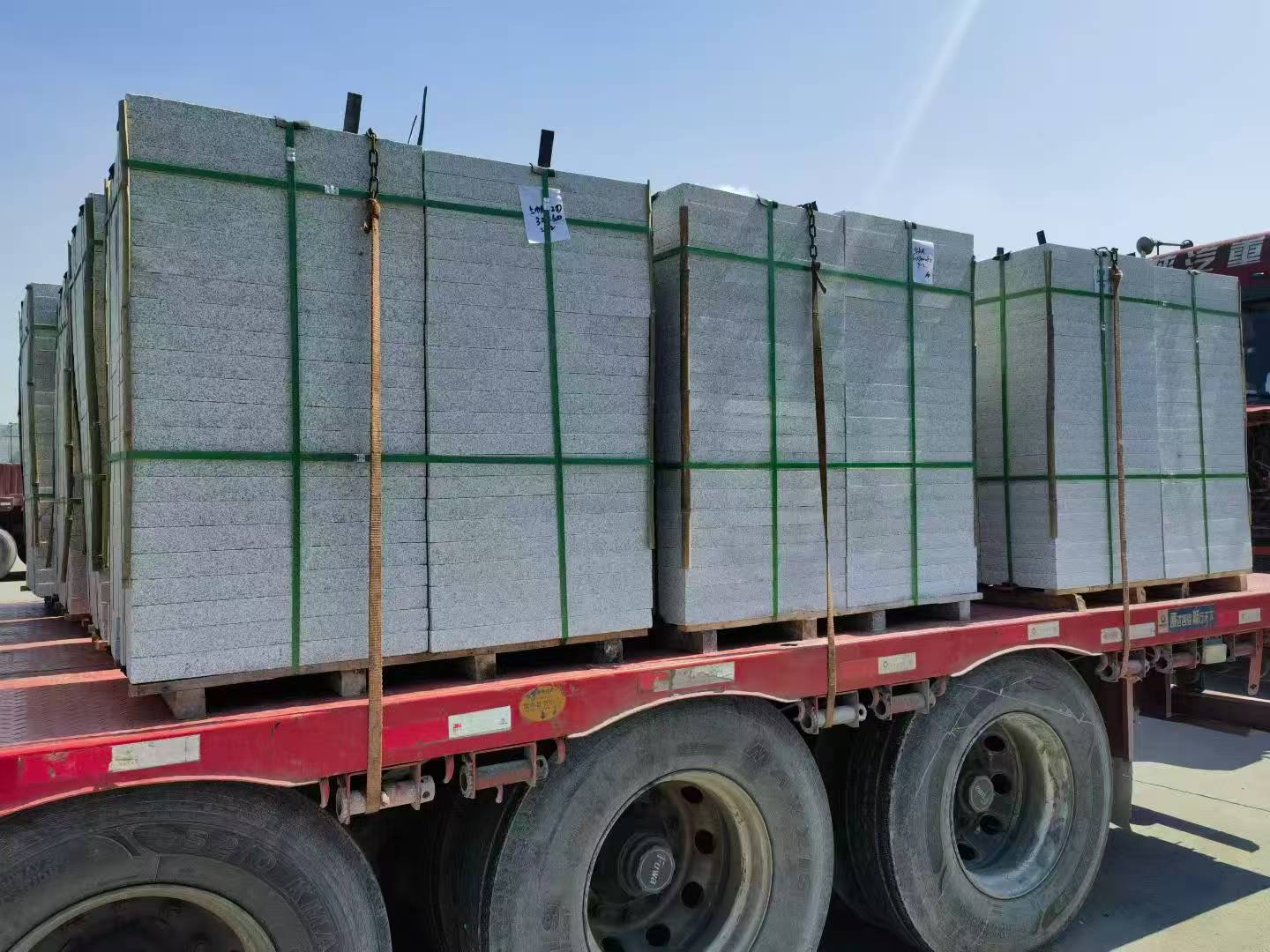 三明芝麻白花岗岩出货日常地铺石