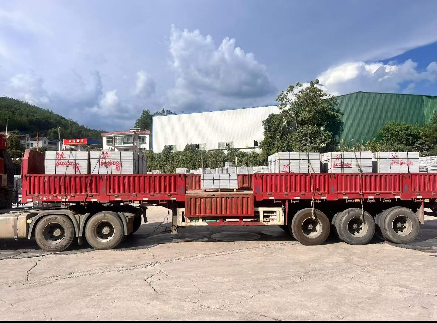 三明 芝麻灰花岗岩地铺石出货日常