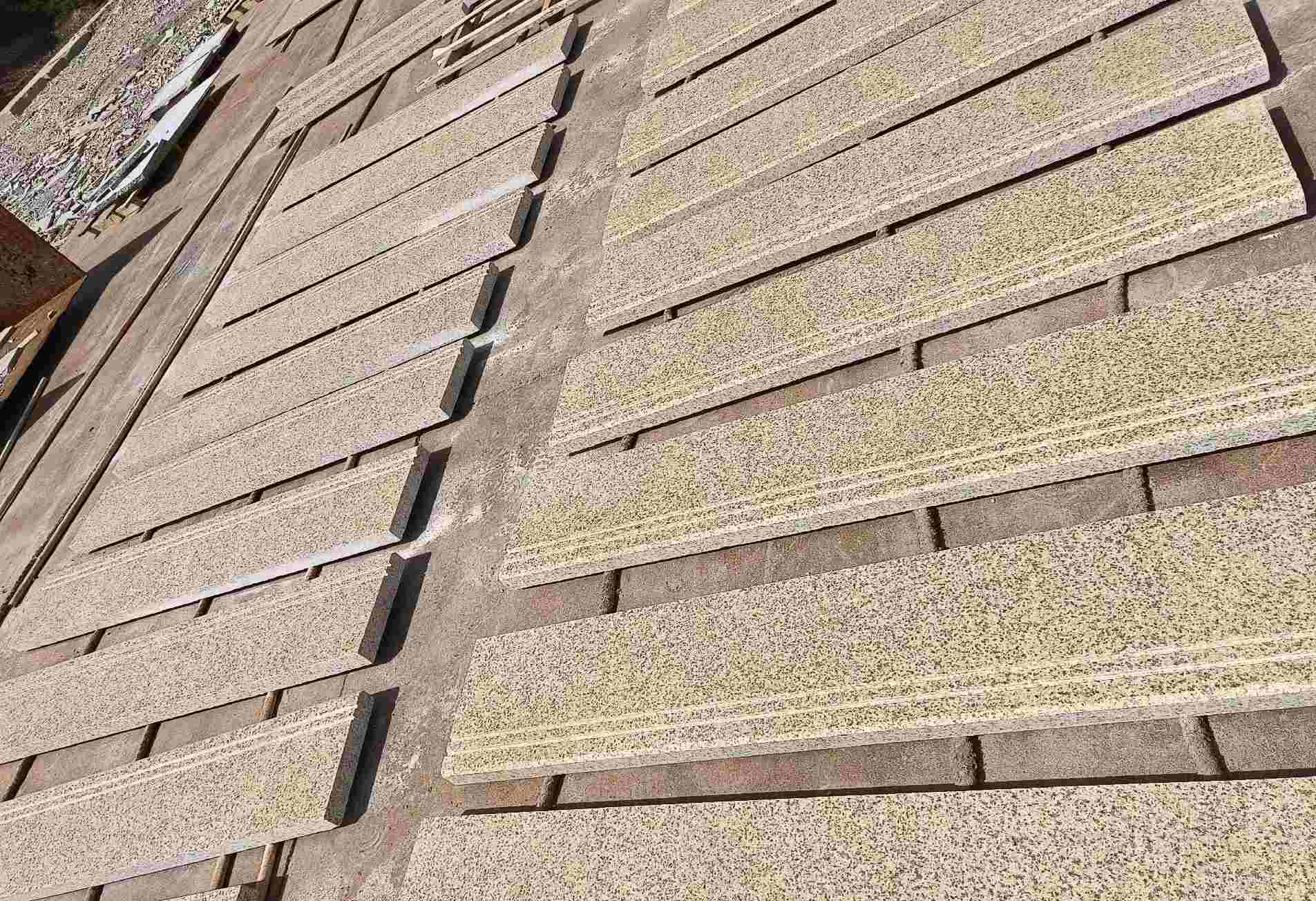 三明 黄金麻花岗岩光面楼梯踏步