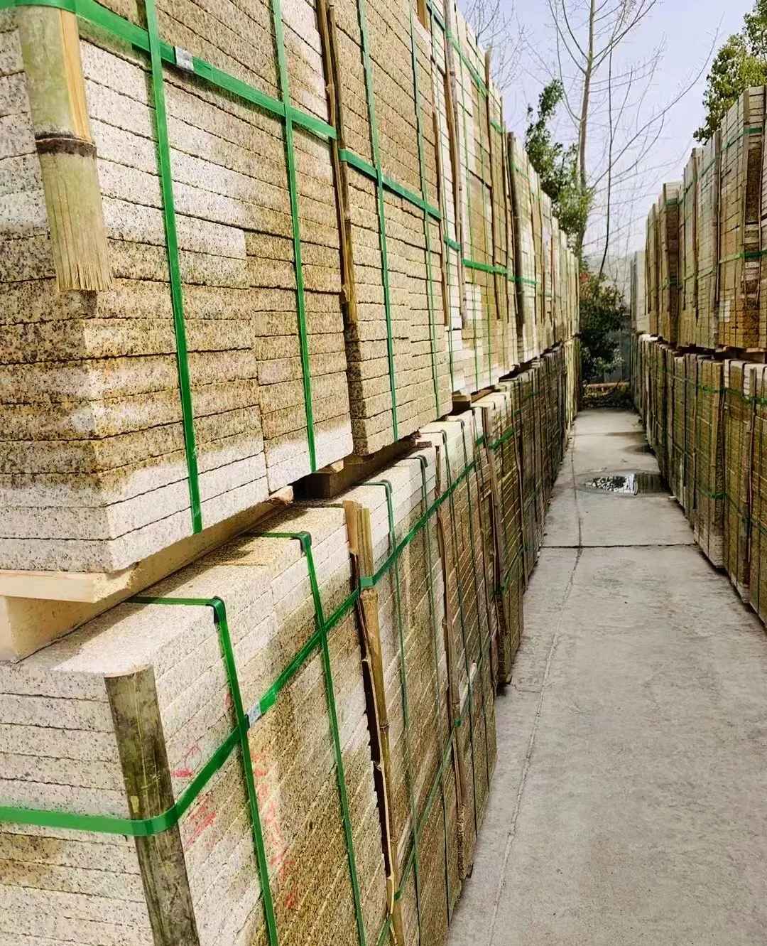 三明 黄金麻花岗岩荔枝面地铺石