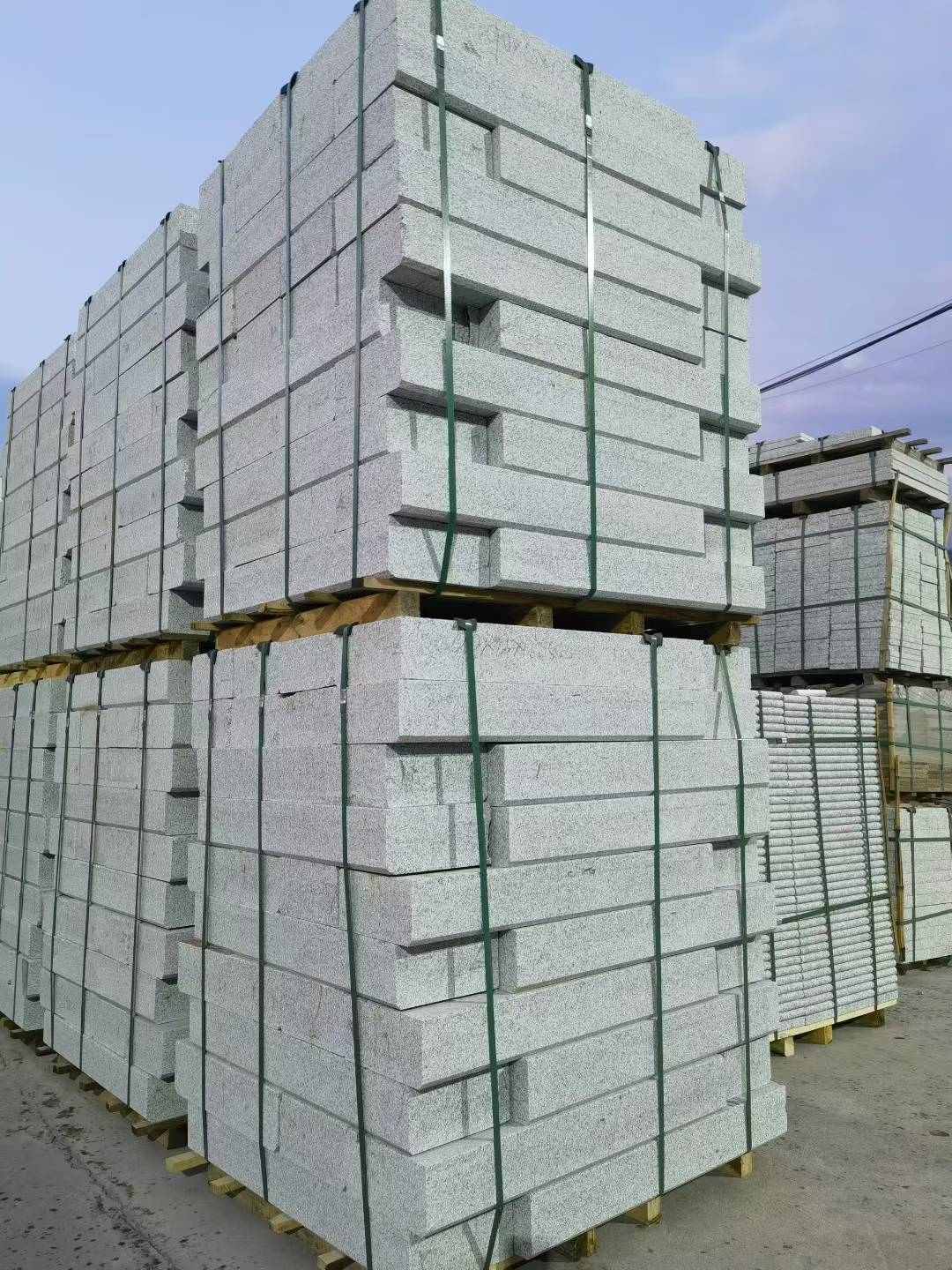 三明 芝麻白花岗岩路沿石，路缘石，路肩石，道牙，立缘石，马路牙子，街沿石，侧石等