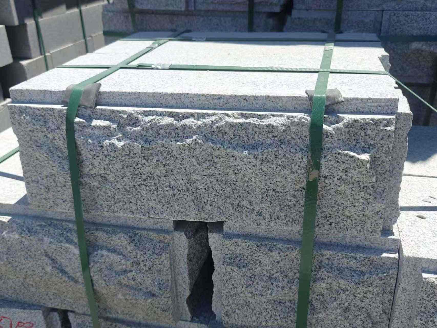 三明 芝麻白花岗岩自然面成品