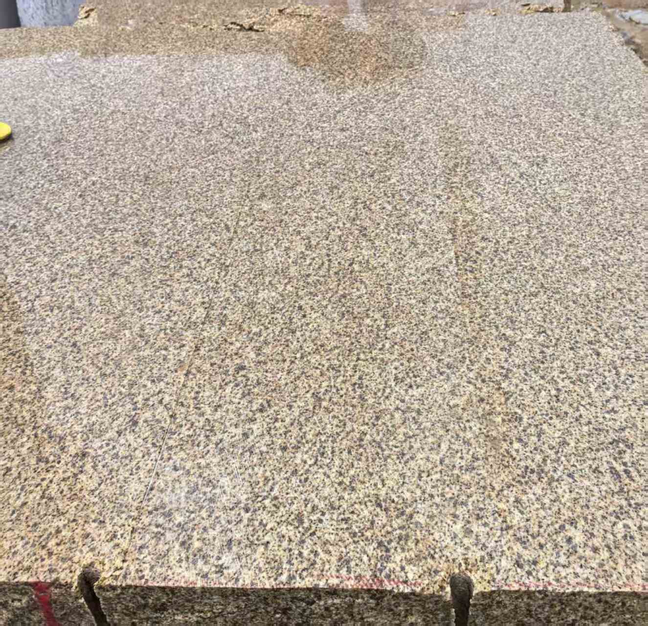 三明 黄金麻花岗岩石材方料