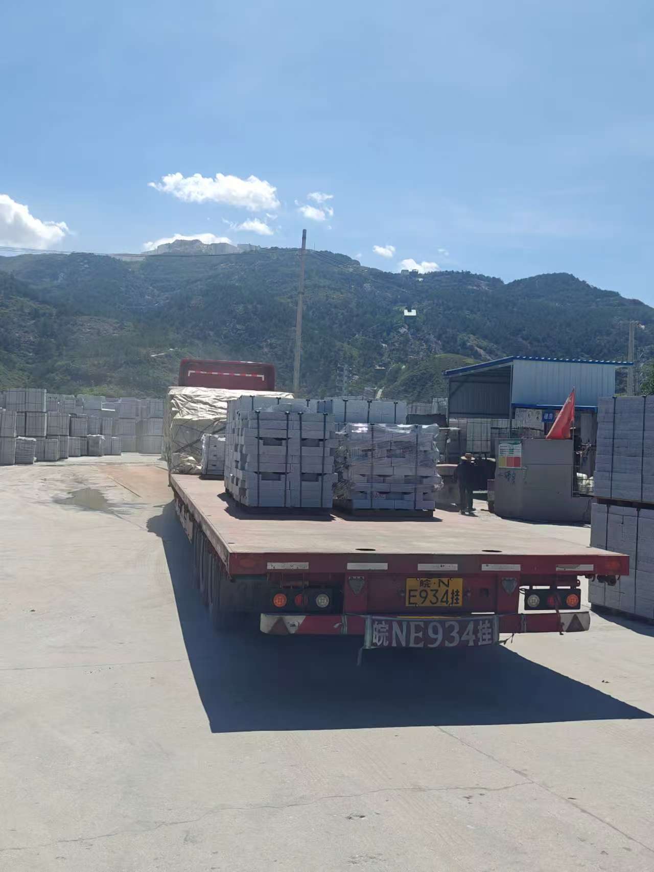 三明 芝麻白仿形路沿石，直形路沿石