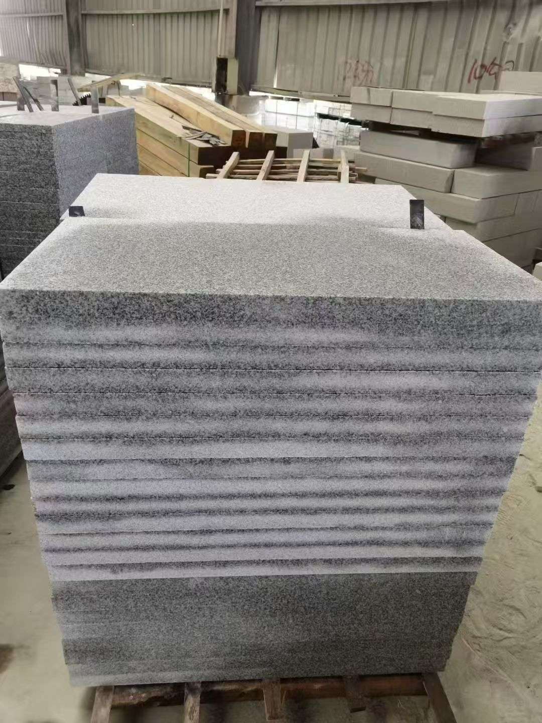 三明 芝麻白5公分火烧地铺成品，900*400，规格可定制